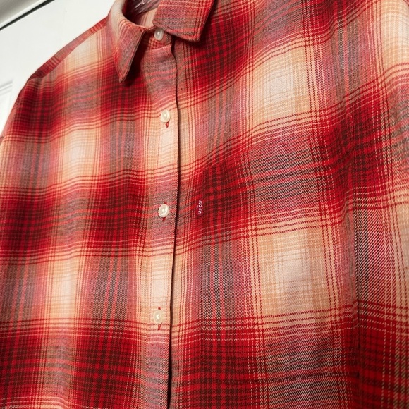 Levi's Henri Plaid Button Down Shirt - Red, Orange, Brown, Tan - Size S - EUC - Picture 4 of 6